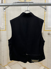 Load image into Gallery viewer, 2000s Samsonite ‘Travel Wear’ Wool Cargo Vest - Size L