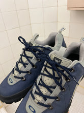 Load image into Gallery viewer, 2000s Oakley ‘Nail’ Low Top in Blue - Size 12 US