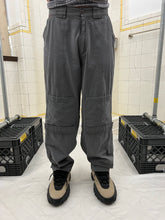 Load image into Gallery viewer, 2000s Vintage Longboard Grey Cargo Pants - Size M