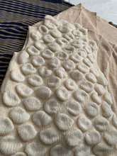 Load image into Gallery viewer, 1990s Armani Cream 3D Design Sleeveless Pullover Knit - Size S