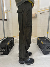 Load image into Gallery viewer, ss2007 Issey Miyake Olive Darted Knee Cargo Pants - Size L