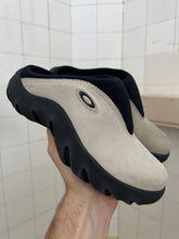 Load image into Gallery viewer, 2000s Oakley ‘Bobbie’ Clogs - Size W6 US