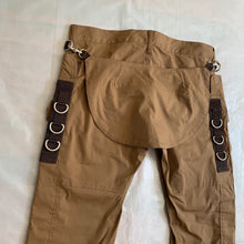 Load image into Gallery viewer, ss2005 Junya Watanabe x Porter Brown Cargo Pants - Size M