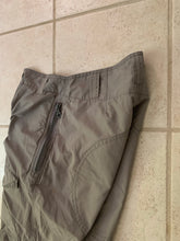 Load image into Gallery viewer, 1990s Griffin Articulated Nylon Flight Pants with Ribbed Cuffs - Size S