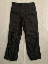 Load image into Gallery viewer, ss2007 Issey Miyake Textured Nylon Tactical Black Pants - Size L