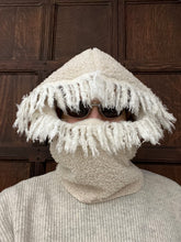 Load image into Gallery viewer, 1990s Final Home Artic Boucle Hood - Size OS