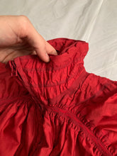Load image into Gallery viewer, aw2007 Issey Miyake APOC Cropped Red Jacket with Pleats and Ribbing Details - Size S