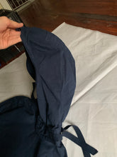 Load image into Gallery viewer, 1940s Vintage WW2 US Navy Dark Blue Gunner Smock - Size XL