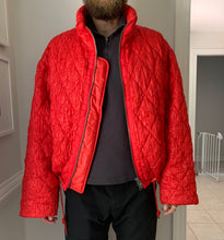 Load image into Gallery viewer, aw1993 Issey Miyake Massive Red Quilted Puffer Jacket - Size XL
