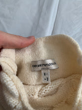 Load image into Gallery viewer, 1990s Armani Cream 3D Design Sleeveless Pullover Knit - Size S