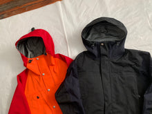 Load image into Gallery viewer, aw2005 Junya Watanabe Goretex Articulated Technical Mountain Jacket - Size M