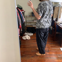 Load image into Gallery viewer, 1980s Issey Miyake Grey Oversized Printed Shirt - Size L