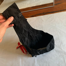 Load image into Gallery viewer, 2005 General Research Black Nylon Cargo Holster - Size OS