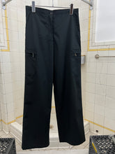 Load image into Gallery viewer, 2000s Samsonite ‘Travel Wear’ Nylon Cargo Pants - Size M