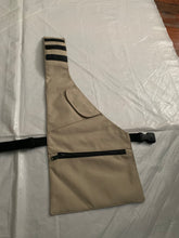 Load image into Gallery viewer, 2000s Vintage Yak Pak Beige Modular Shoulder Harness Bag - Size OS