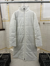 Load image into Gallery viewer, 2000s Samsonite ‘Travel Wear’ Long Hooded Puffer Parka - Size M