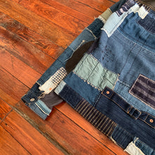 Load image into Gallery viewer, ss2015 Junya Watanabe x Levi's Indigo Boro Trucker Jacket - Size M
