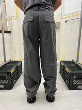 Load image into Gallery viewer, 2000s Vintage Longboard Grey Cargo Pants - Size M