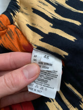 Load image into Gallery viewer, 1990s Armani Reversible Waistcoat Vest - Size M