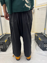 Load image into Gallery viewer, 2000s Yohji Yamamoto Wide Leg Cropped Trousers - Size L