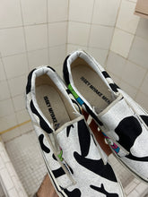 Load image into Gallery viewer, ss2000 Issey Miyake x Takashi Murakami Hand Painted Black and White Slip-ons - Size 9