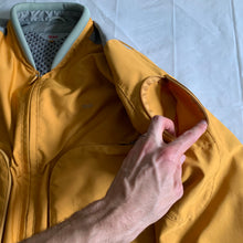 Load image into Gallery viewer, 2000s Vintage TUMI Yellow Traveler Jacket - Size M