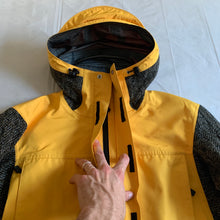 Load image into Gallery viewer, aw2005 Junya Watanabe Yellow Goretex Technical Jacket - Size M