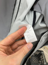 Load image into Gallery viewer, 2000s Samsonite 'Travel Wear' Reflective Glass Jacket - Size XL