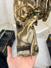 Load image into Gallery viewer, 2000s Griffin Wetlands Camo Combat Jacket with Back Pouch Pocket - Size L