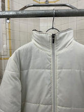 Load image into Gallery viewer, 2000s Samsonite ‘Travel Wear’ Long Hooded Puffer Parka - Size M