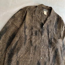 Load image into Gallery viewer, ss1993 Yohji Yamamoto Silk Camo Shirt - Size XL
