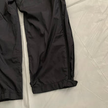 Load image into Gallery viewer, aw2000 Issey Miyake Black Technical Trackpants - Size M