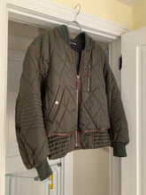 Load image into Gallery viewer, aw1992 Issey Miyake Forest Green Articulated Paneled Cropped Nylon Bomber - Size L