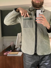 Load image into Gallery viewer, 1990s Griffin Snow Grey Micro-Fleece Jacket with Articulate Sleeves - Size L