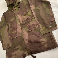 Load image into Gallery viewer, 1940s Vintage WW2 British SAS Brushed Camo Smock - Size XL