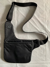 Load image into Gallery viewer, 2000s Vintage TUMI T-TECH 5135D Black Saddle Bag - Size OS