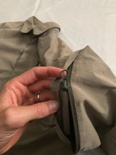 Load image into Gallery viewer, 2000s Vintage Yak Pak Tactical Shirt with Removable Sleeves - Size L