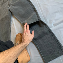 Load image into Gallery viewer, 1990s Goodenough Faded Knee Slit Worker Pants - Size S