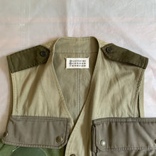 Load image into Gallery viewer, ss2001 Margiela Reconstructed Hunting Vest - Size M