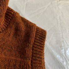 Load image into Gallery viewer, aw2000 Issey Miyake Orange Reversible Vest - Size M