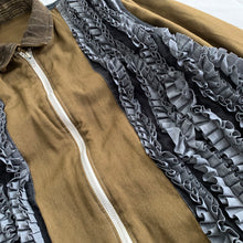 Load image into Gallery viewer, ss1999 CDGH+ Reversible Olive Work Jacket with Frill Lining - Size M