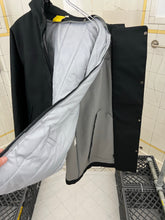 Load image into Gallery viewer, 2000s Mandarina Duck 'Mould' Clasp Parka - Size L