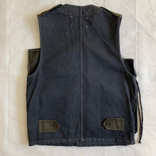 Load image into Gallery viewer, ss2001 Margiela Navy Reconstructed Hunting Vest - Size M