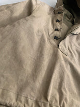 Load image into Gallery viewer, 1940s Vintage WW2 US Navy Faded Khaki Smock - Size L
