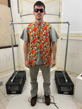Load image into Gallery viewer, ss2018 Comme des Garcons Homme Plus Vibrant Toned Embroidered Vest - Size S