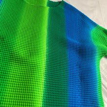 Load image into Gallery viewer, 1990s Issey Miyake Green and Blue Pleat Textured Top - Size S