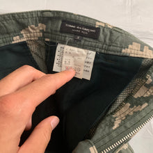 Load image into Gallery viewer, ss1995 CDGH+ Digi Camo Military Trousers - Size S