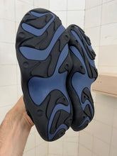 Load image into Gallery viewer, 2000s Oakley ‘Solid Smoke’ Sandals in Blue and Grey - Size 7.5 US