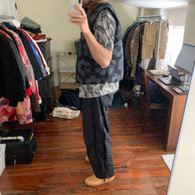 Load image into Gallery viewer, 1980s Issey Miyake Grey Oversized Printed Shirt - Size L