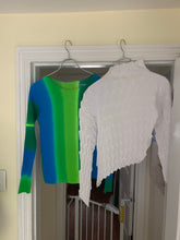 Load image into Gallery viewer, 1990s Issey Miyake Green and Blue Pleat Textured Top - Size S